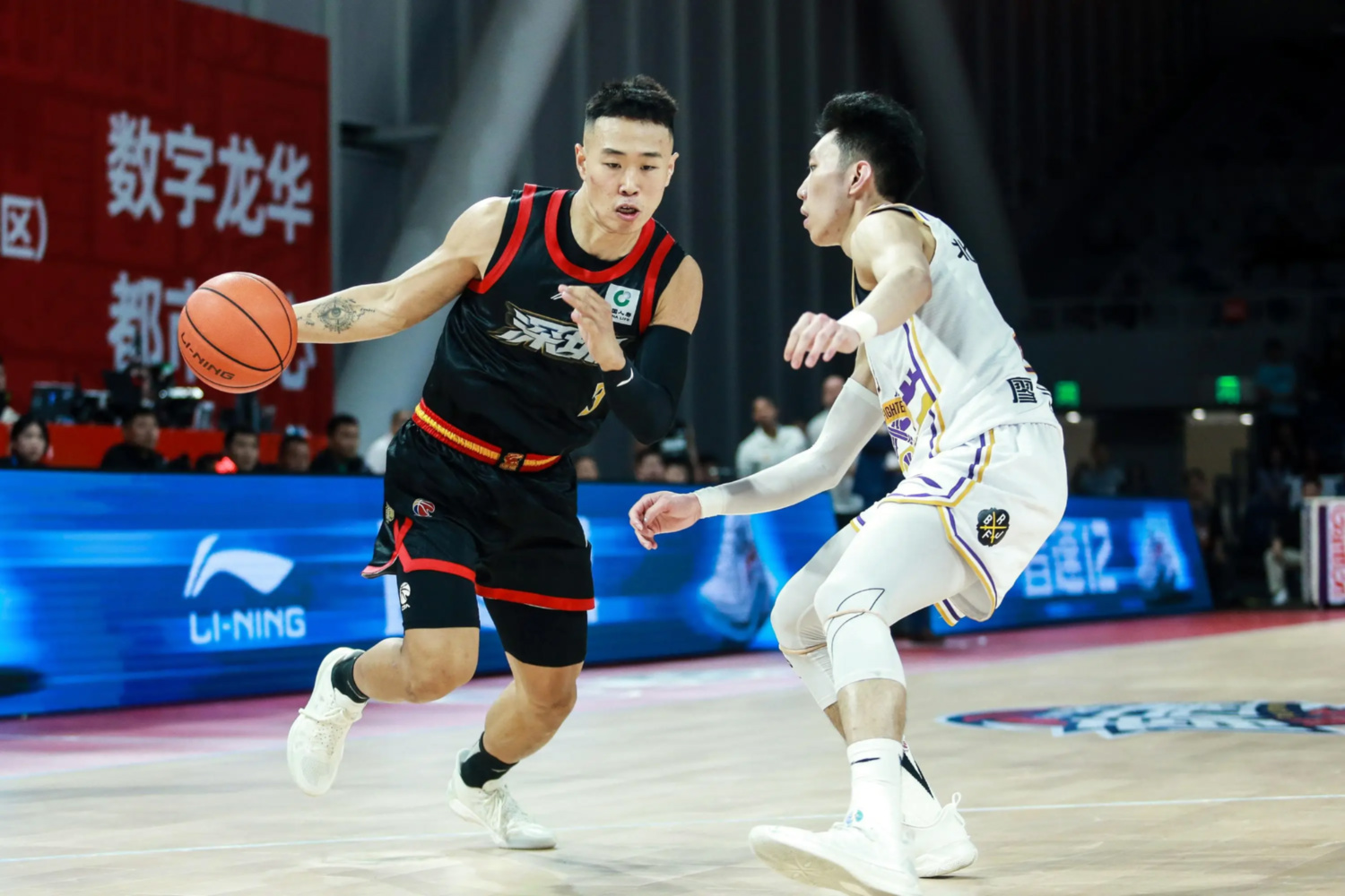 勇士绝杀深圳队，莫兰特带队取胜