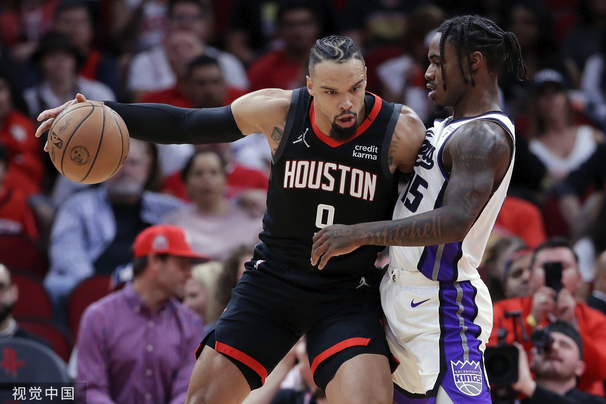 青岛队轻取火箭，福克斯扛起全队